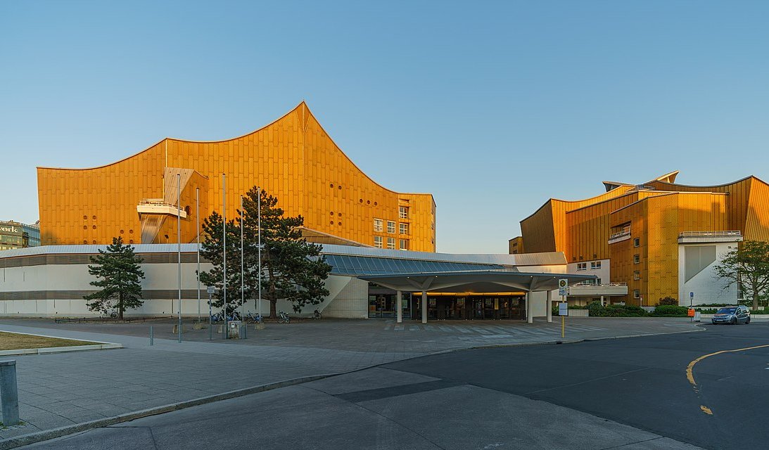 1280px-Berlin_Philharmonie_asv2018-05_img2.jpg