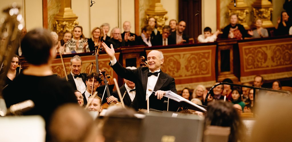 Európa-szerte eseményszámba ment Fischer Ivánék József-legendája