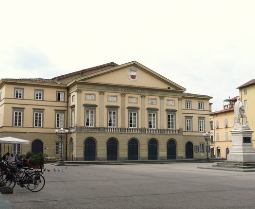 Lucca-teatro_del_Giglio-complesso1.jpg