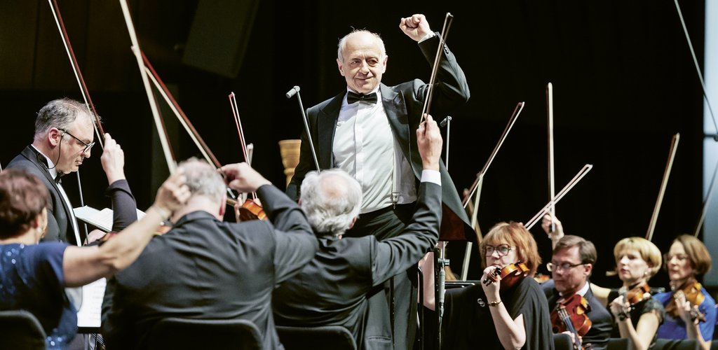 Star Conductor, New Children’s Opera, Surprise Concert