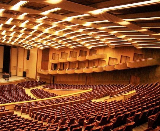 Palace-Hall-Sala-Palatului.jpg