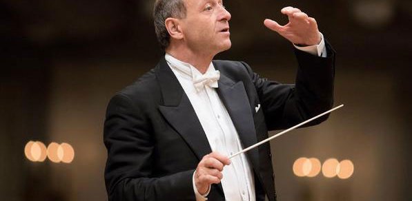 Fischer Iván és a Budapesti Fesztiválzenekar elbűvöli a Salle Pleyelt