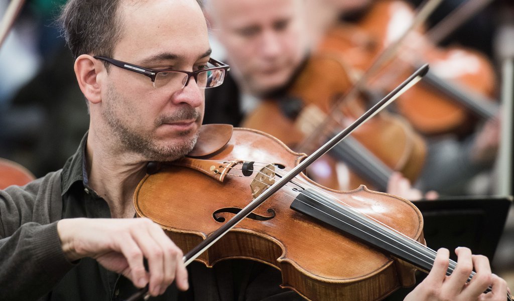 Online musical journey in Budapest: Mozart, Poulenc, Dohnányi