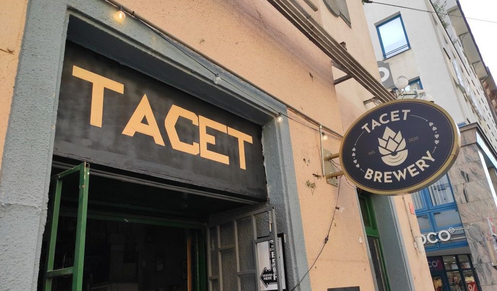 tacettaproom_front.jpg